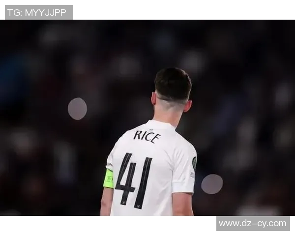 98号球衣背后的传奇足球明星是谁揭秘他的辉煌职业生涯与成就